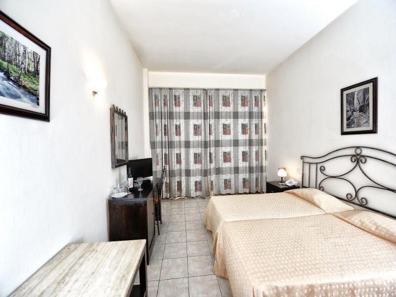 Piere Anne Beach Hotel Ayia Napa Esterno foto
